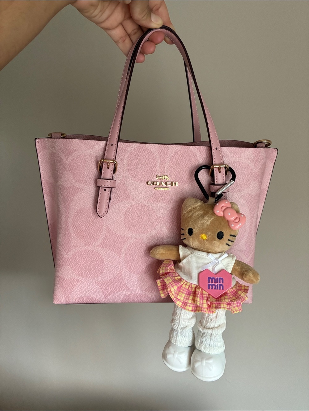 Hello Kitty Fashion Diva Plush Keychain Bag Charm
